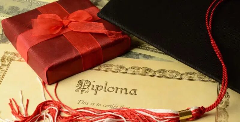 Four Expensive Gifts Students Find Thoughtful On Graduation Day