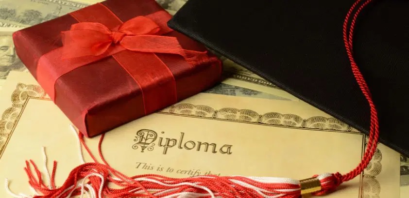 Four Expensive Gifts Students Find Thoughtful On Graduation Day